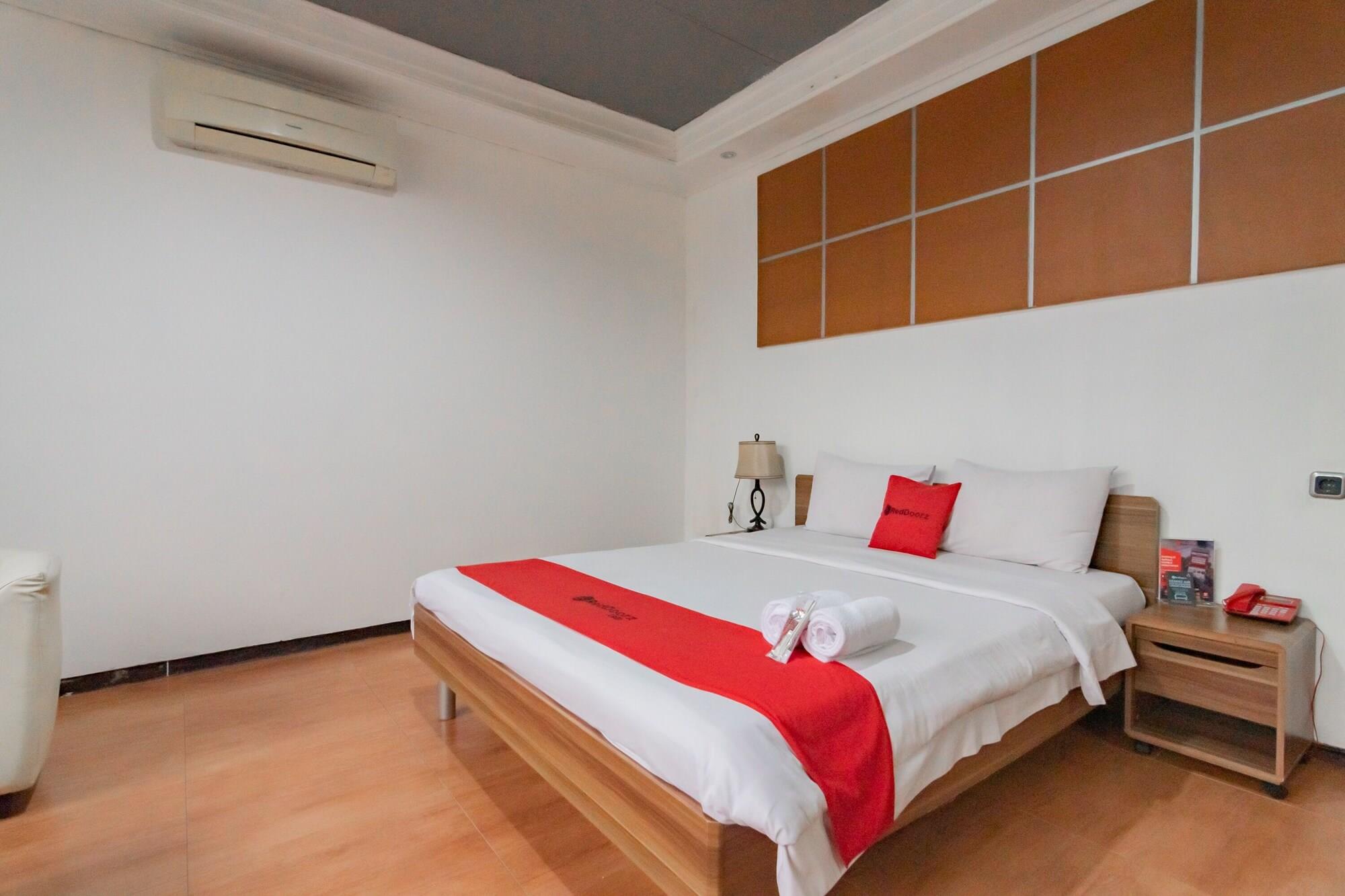 Reddoorz Plus @ Sukamulya Pasteur 2 Bandung Eksteriør billede