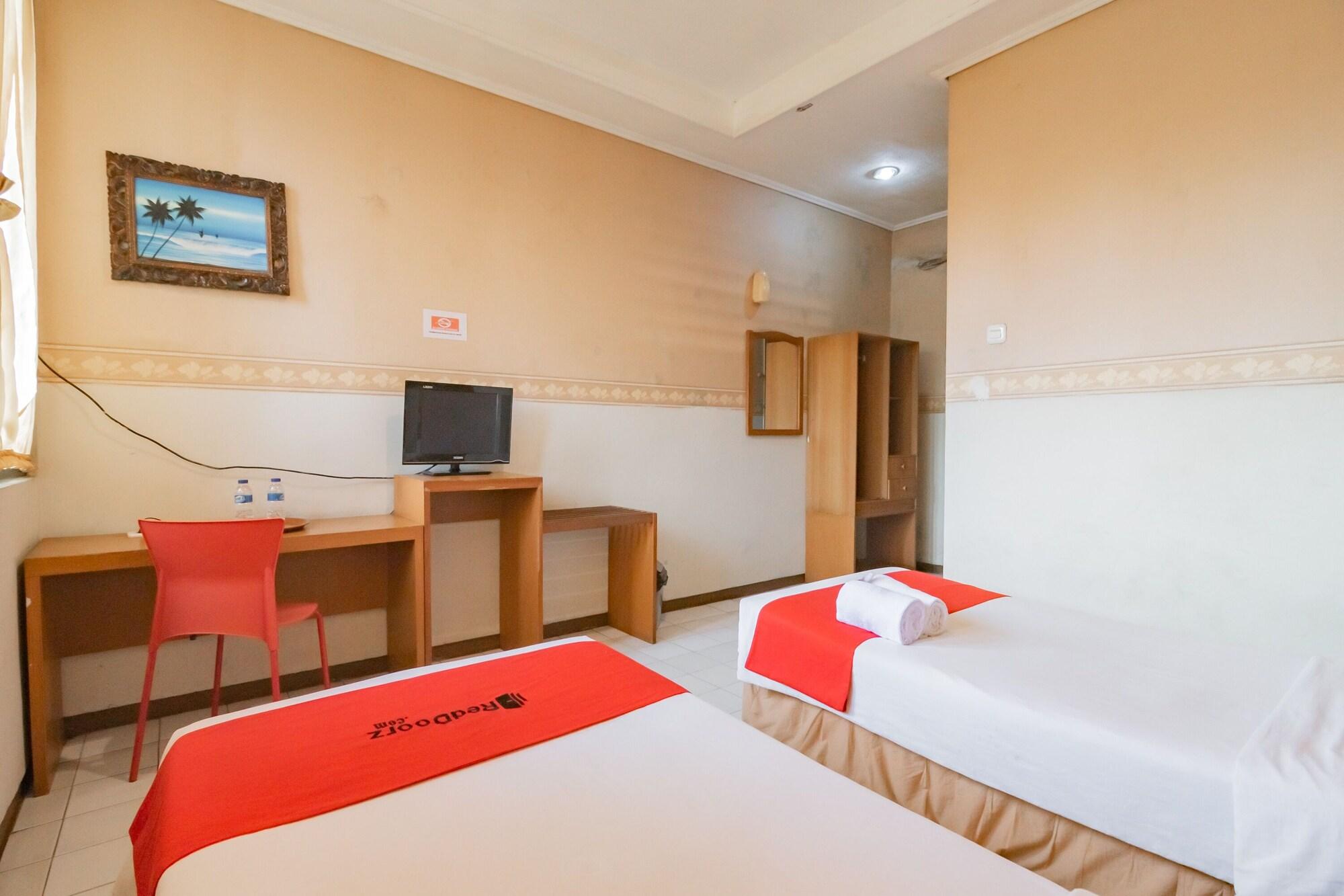 Reddoorz Plus @ Sukamulya Pasteur 2 Bandung Eksteriør billede